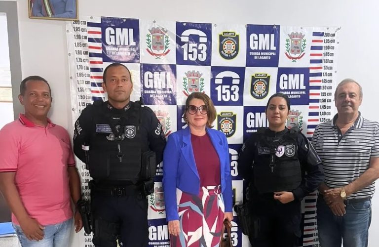 Juíza Cível e Criminal visita a Guarda Municipal de Lagarto