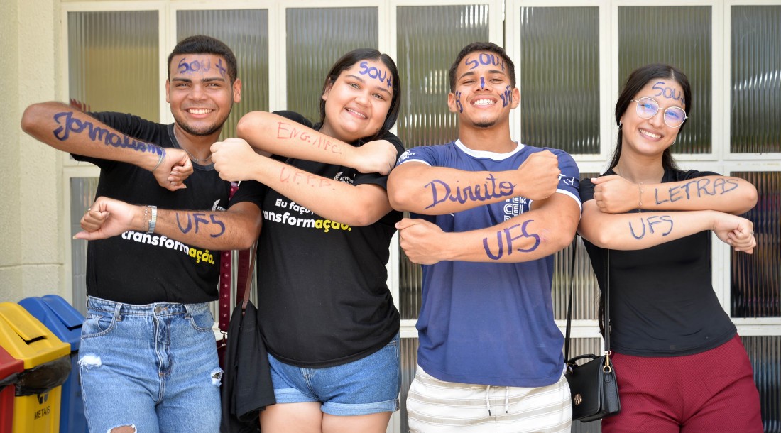 slide_b0ab72ffe93b20afde36cb5a0e5c5bc3