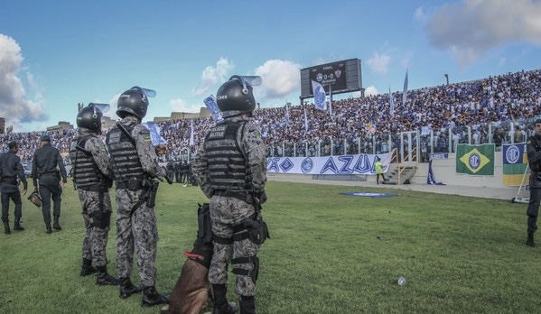 Torcidas organizadas são proibidas de entrar nos estádios