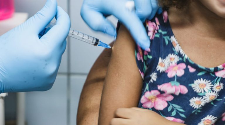 População sergipana participa de campanha nacional de imunização contra influenza