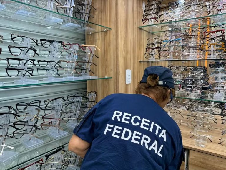 Óculos são apreendidos em operação de combate à pirataria em Sergipe