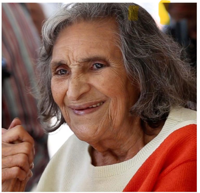 Morre aos 77 anos, Maria Feliciana, conhecida como uma das mulheres mais altas do mundo