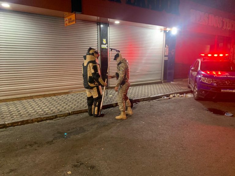 Mais de 100 pessoas são conduzidas à delegacia após apreensão de artefatos explosivos