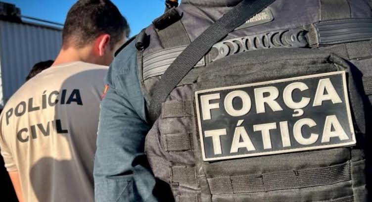 Polícia prende mulher suspeita de extorsão em Poço Verde