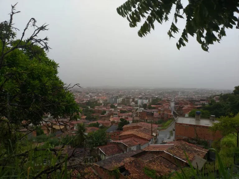 Chuvas devem continuar pelas próximas 72 horas em Sergipe