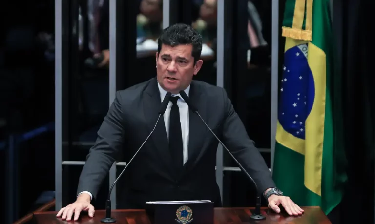 TSE rejeita cassação de mandato de Sergio Moro