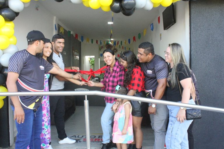 Auto Escola Sergipana comemora aniversário em novo endereço