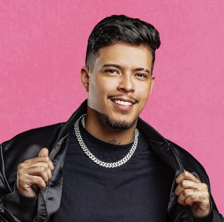 Cantor Felipe Amorim anuncia cancelamento de shows