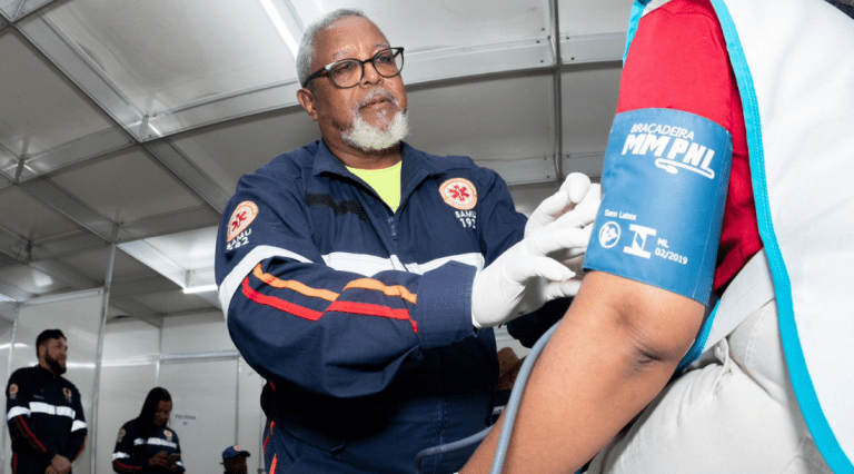 Forrozeiros destacam relevância dos serviços de saúde no Arraiá do Povo