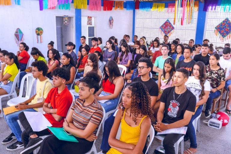 Prefeitura de Lagarto promove ação itinerante de inscrições no programa de incentivo ao trabalho