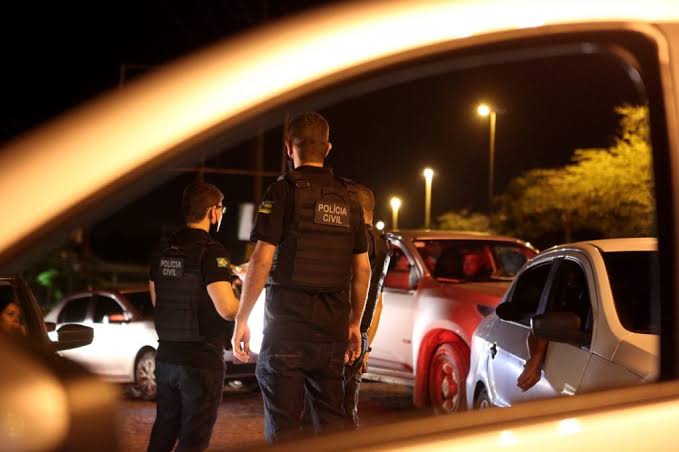 Mulher é presa em flagrante com motocicleta roubada em São Paulo