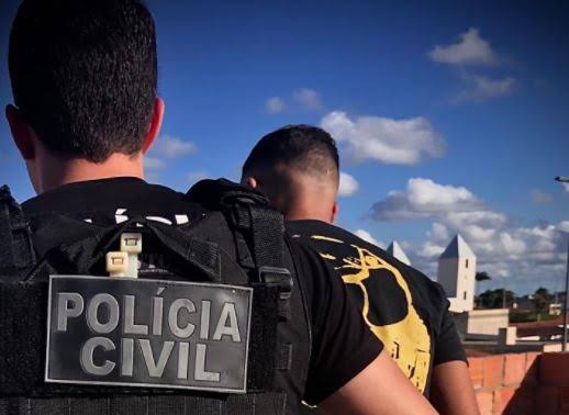 Polícia prende condenado por roubo e violência contra a própria mãe