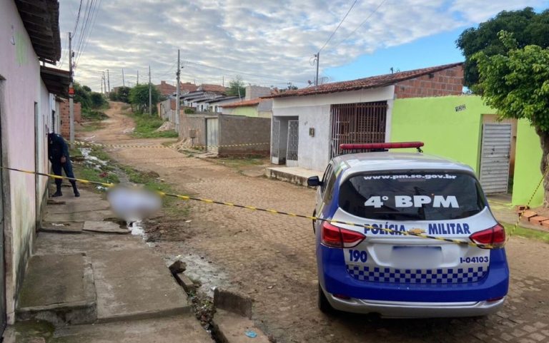 Homem morre atingido por golpes de facão e paralelepípedo no interior de Sergipe