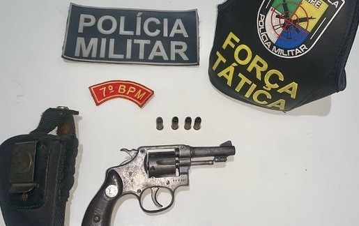 PM flagra detento em saída temporária portando arma de fogo em Lagarto