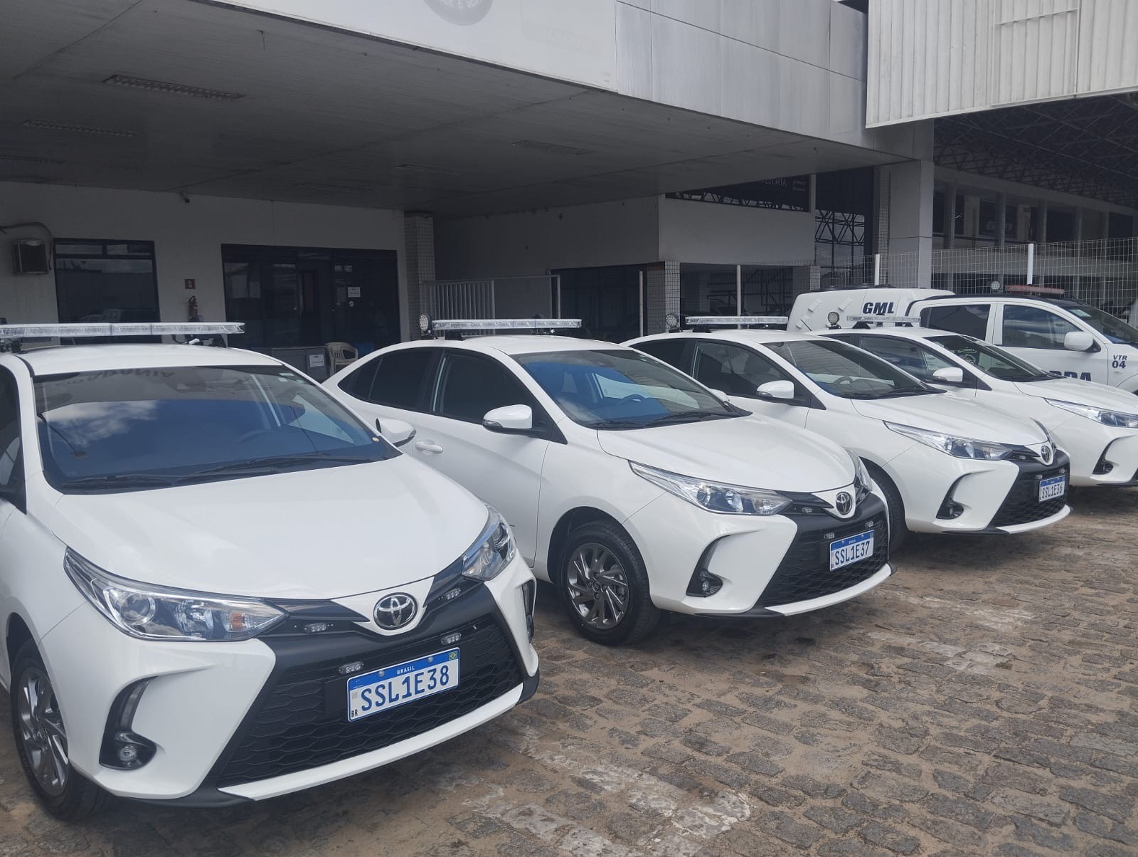 f251658a-b078-4eb3-9b2e-cddfc0b419b8