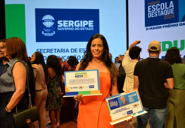 DRE02 em Lagarto recebe prêmio Diretoria de Educação Destaque do Programa Nota 10