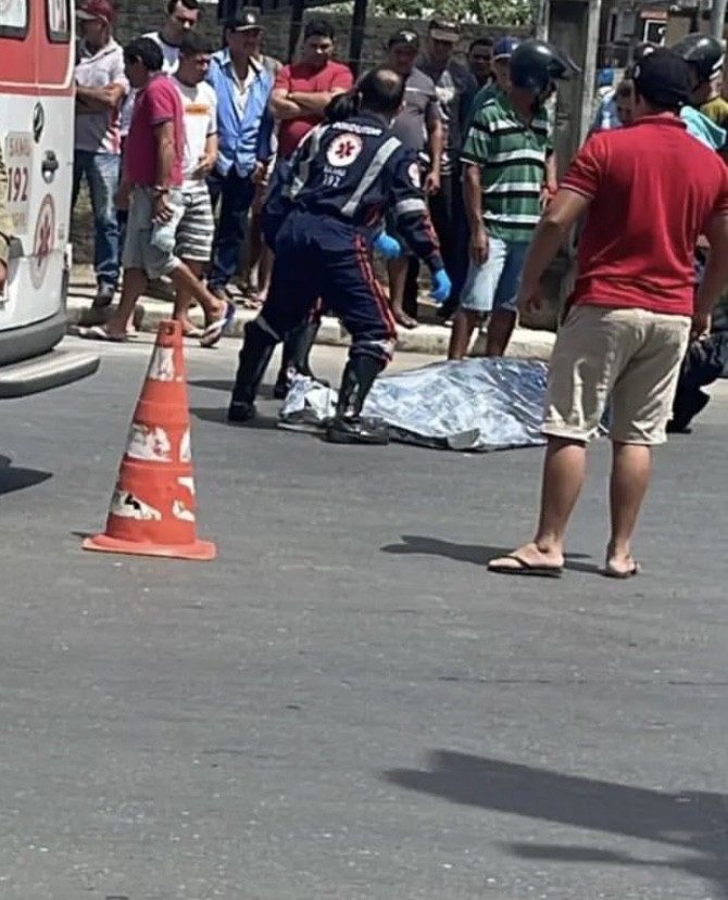 Mulher morre após ser atropelada por ônibus em Nossa Senhora da Glória