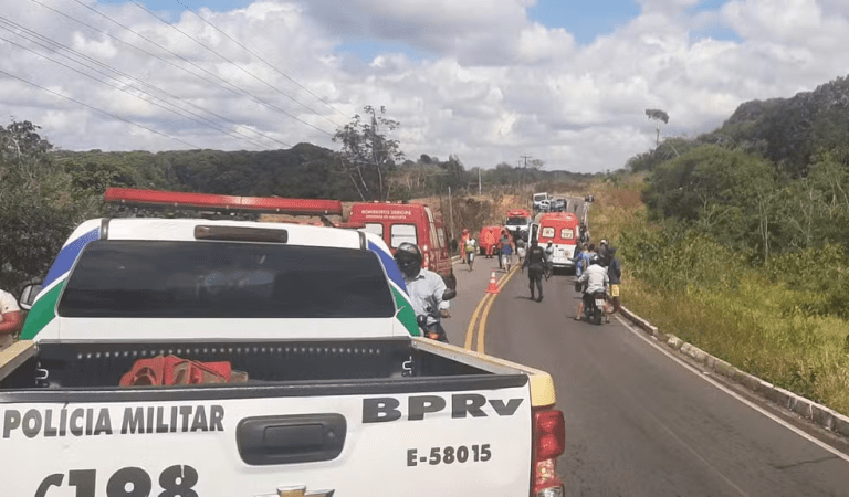 Motorista morre após carro cair em ribanceira em Itaporanga D’Ajuda