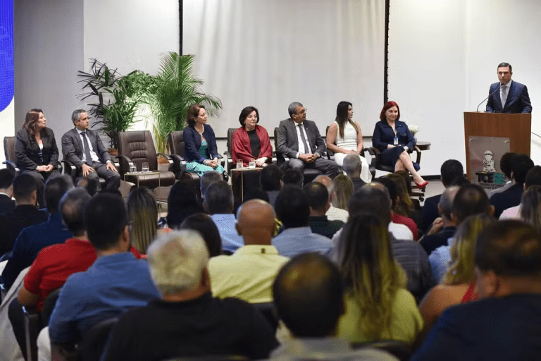 Tribunal de Contas realiza evento sobre transição de gestão para prefeitos eleitos em Sergipe