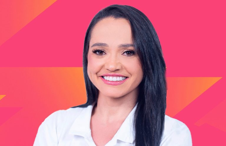 Lívia Menezes defende formação e aperfeiçoamento para monitores e cuidadores da rede de ensino