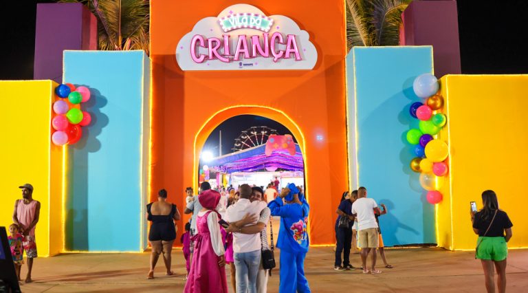 Vila da Criança é aberta com atrativos na Orla da Atalaia em outubro