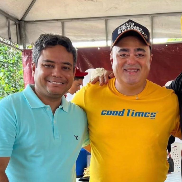 Prefeito de Simão Dias, Cristiano Viana, convida vereador Pequeno Soares para assumir a Secretaria Municipal de Saúde