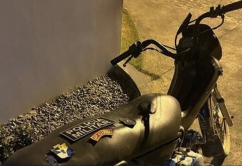 Polícia Militar recupera motocicleta com restrição de roubo em Simão Dias