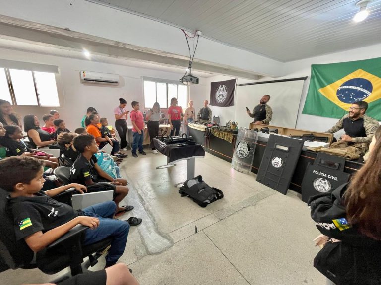 PC promove momento de lazer e diversão para crianças atendidas pelo Gacc