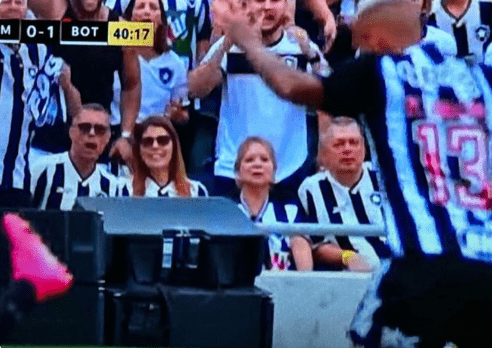 Governador de Sergipe é criticado por ir à final da Libertadores após se afastar por motivo de saúde