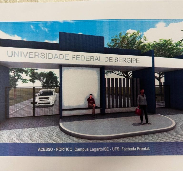 Fábio Reis assina ordem de serviço para nova entrada e pórtico da UFS Campus Lagarto