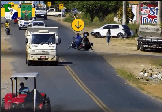 Ultrapassagem proibida resulta em acidente na rodovia SE-270