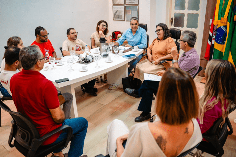 Prefeito apresenta proposta para quitação do salário de dezembro ao Sintese e SindLagarto