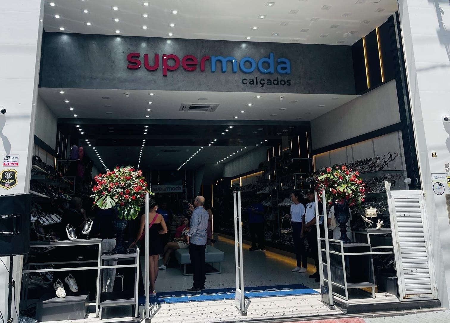 2e14ee18-07aa-45c6-94ec-5a7bb418b20f