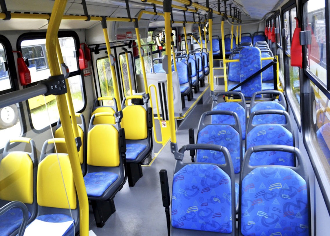 Porto Alegre, RS - 02/10/2015
Prefeitura divulgação nova identidade visual da frota de ônibus 
Foto: Hudson Nogueira/Divulgação PMPA

Porto Alegre, RS - 05/02/2015

Novos ônibus da Carris entram em circulação

Foto: Hudson Nogueira/Divulgação PMPA