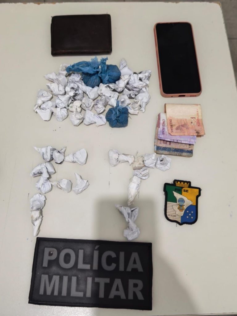 Polícia Militar apreende drogas e prende suspeito no Conjunto Albano Franco