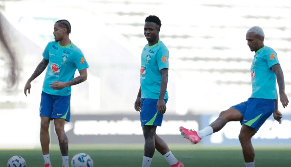 Brasil enfrenta Colômbia no Mané Garrincha