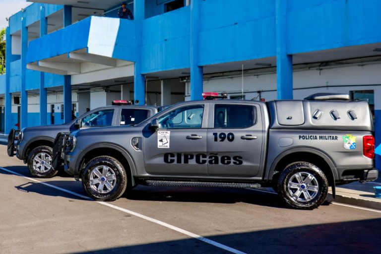 Polícia Militar reforça policiamento com duas novas viaturas adaptadas para a CIPCães