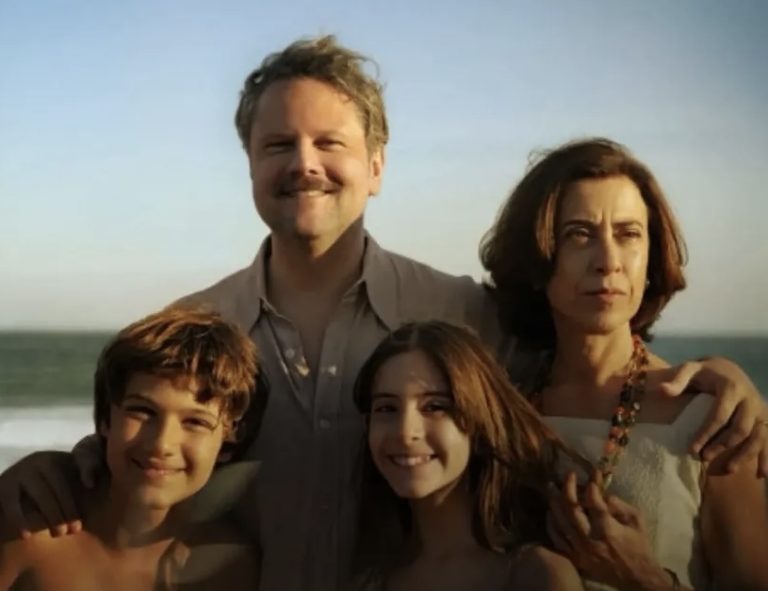 Ainda Estou Aqui vence Oscar de melhor filme estrangeiro