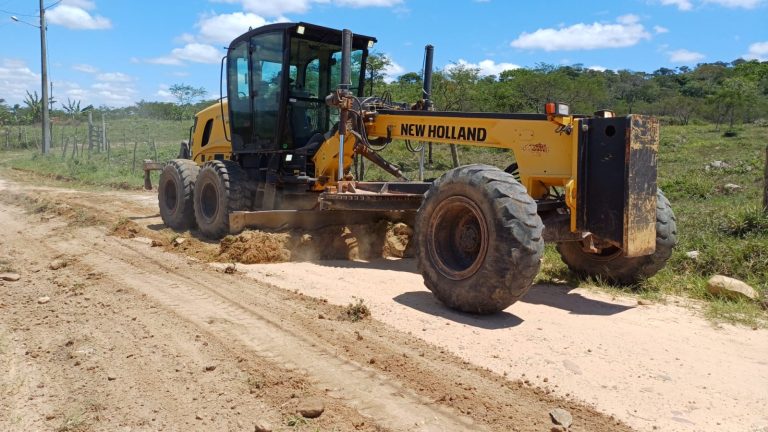 Prefeitura de Lagarto intensifica melhorias nas estradas rurais com com ação de patrolamento