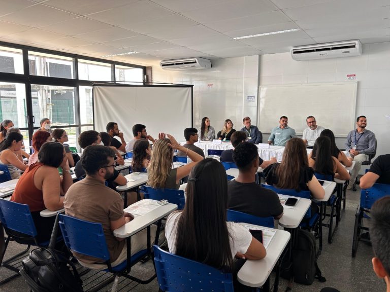 HUL recepciona novos residentes médicos e multiprofissionais