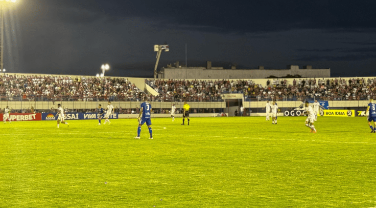 Itabaiana e Confiança agitam o Etelvino Mendonça na primeira partida da final do Sergipão 2025