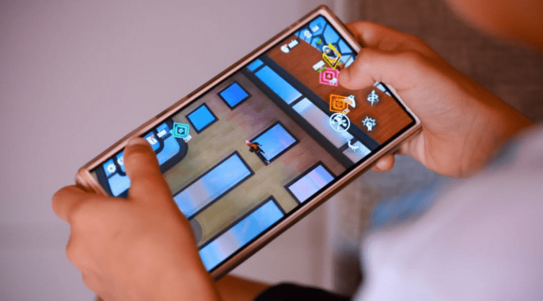 Hospital da Criança alerta sobre uso excessivo de telas entre o público infantil