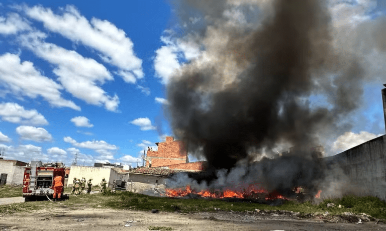 Incêndio atinge residência em Itabaiana