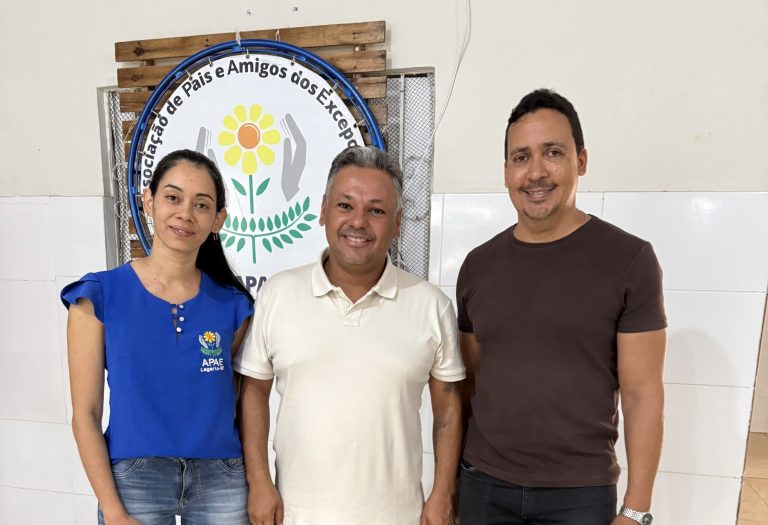 Ibrain de Valmir visita Apae e reforça compromisso com a inclusão