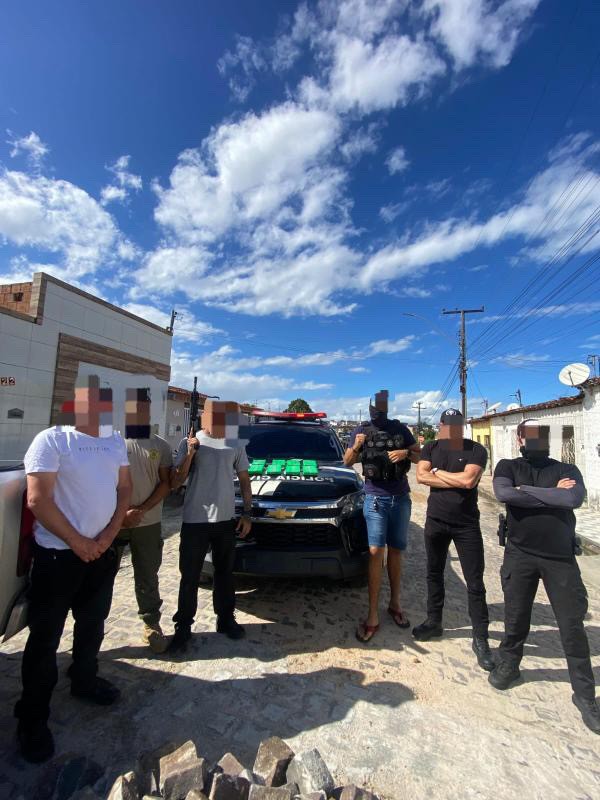 PC apreende 8 kg de cocaína em operação nas cidades de Tobias Barreto e Lagarto