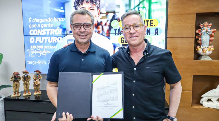 Governador empossa Nitinho Vitale como secretário de Representação em Brasília