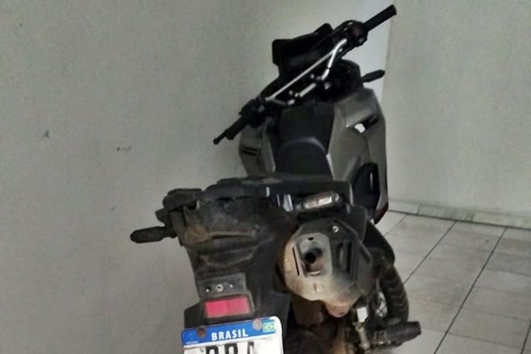 PM localiza motocicleta com restrição de roubo em Lagarto