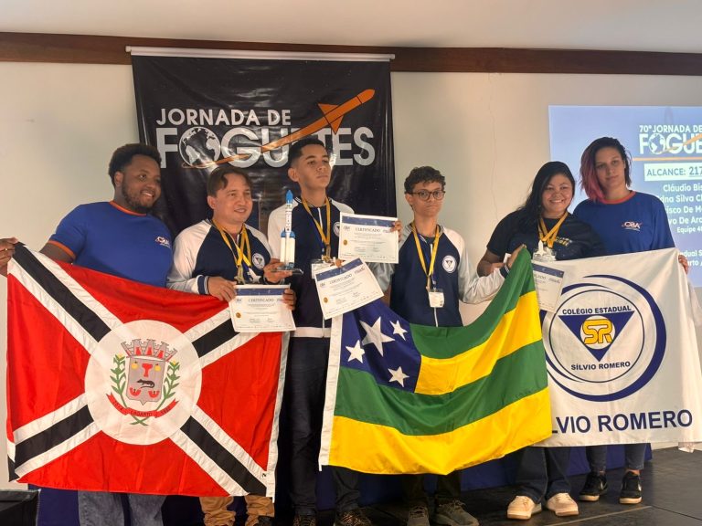 Alunos de Lagarto conquistam medalhas de ouro na Jornada de foguetes no Rio de Janeiro