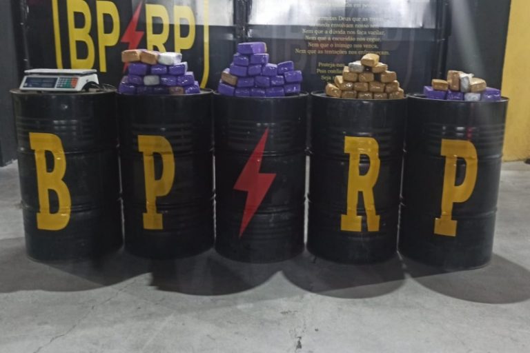 Polícia Militar apreende cerca de 53 kg de entorpecentes