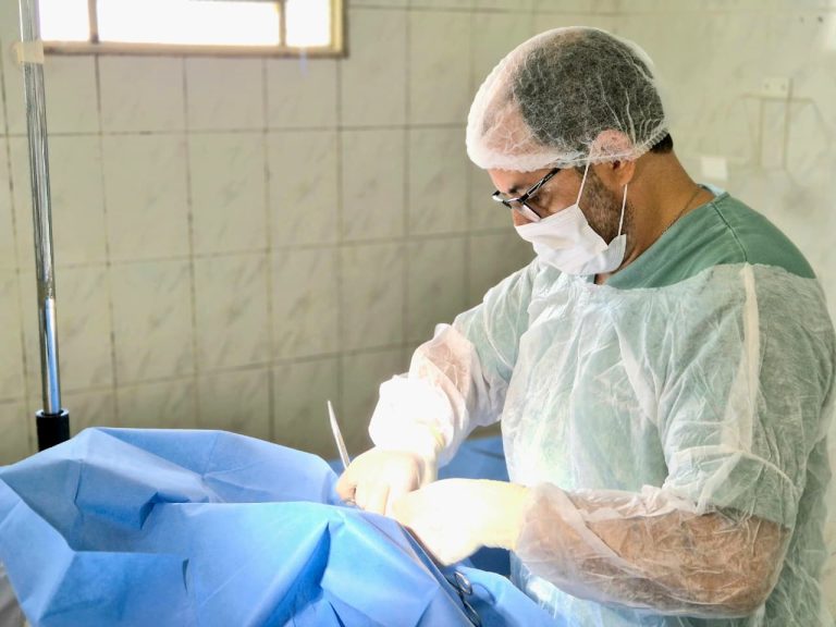 Secretaria de Saúde realiza entrega de senhas para castração de animais no próximo dia 12